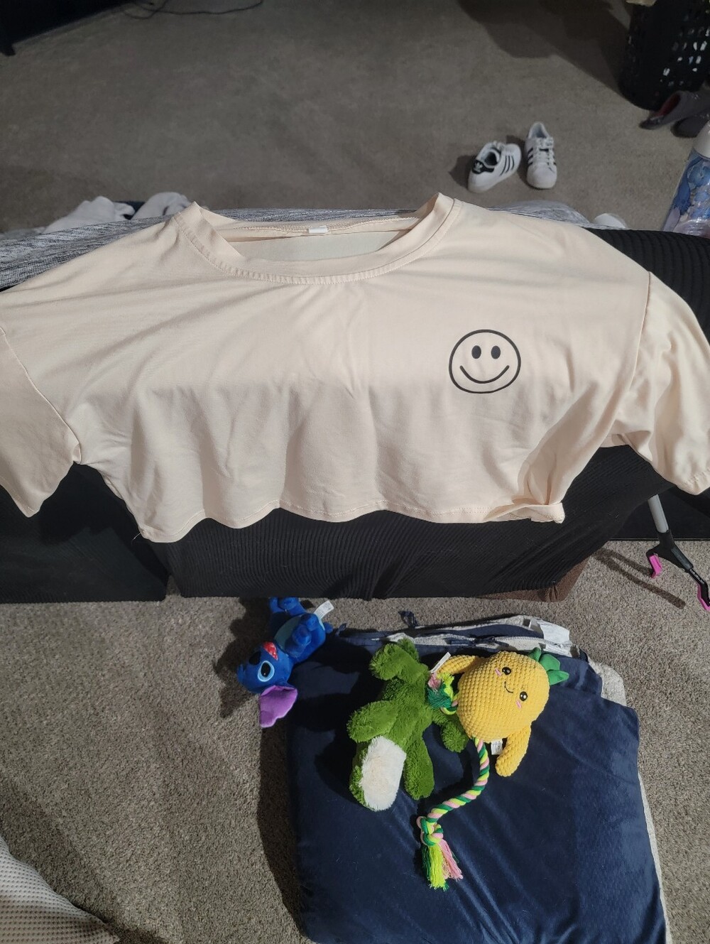 Cream Smile Cropped Tee